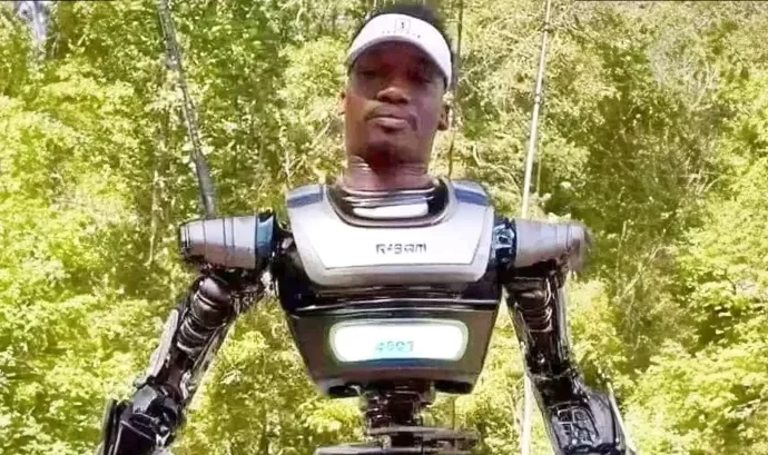 Ambatron, Inilah Robot Sangat Sangat Berbahaya yang tersebut yang disebutkan Meneror Pelanggan TikTok