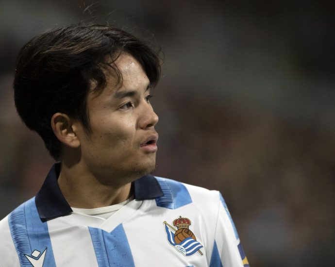 Profil Takefusa Kubo, pemain binaan Barcelona yang tersebut dimaksud meroket dengan Sociedad